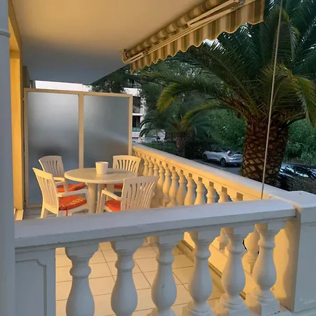 Appartamento Le Tropical Fréjus Esterno foto