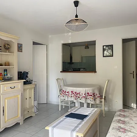 Le Tropical Apartment Fréjus Exterior photo